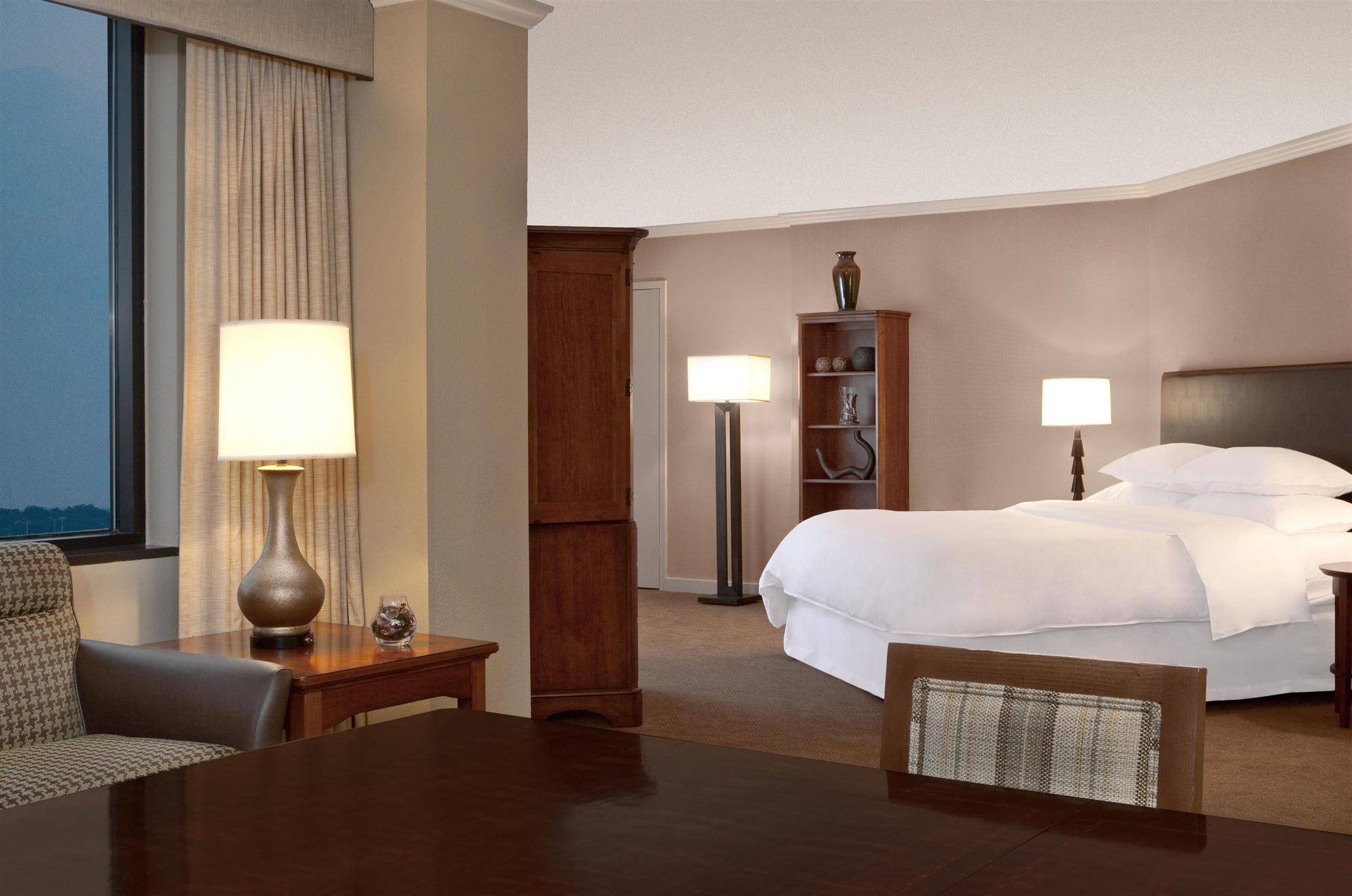 Sheraton Atlanta Airport Hotel カレッジパーク エクステリア 写真